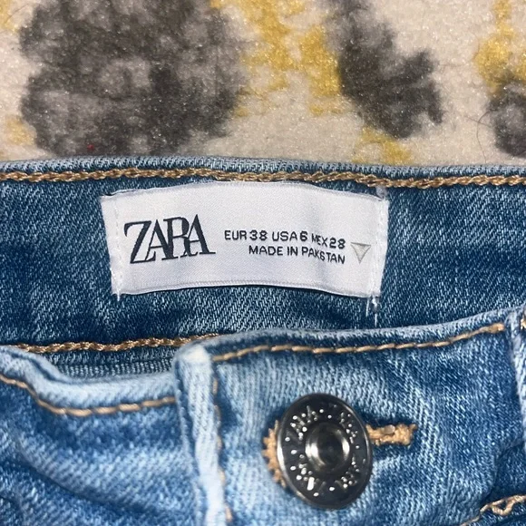Zara Light Blue Flare Jeans - Picture 3 of 11
